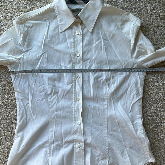 VG+ Burberry London Women’s M White Button Down Collared Top Long Sleeve Shirt - Picture 12 of 12
